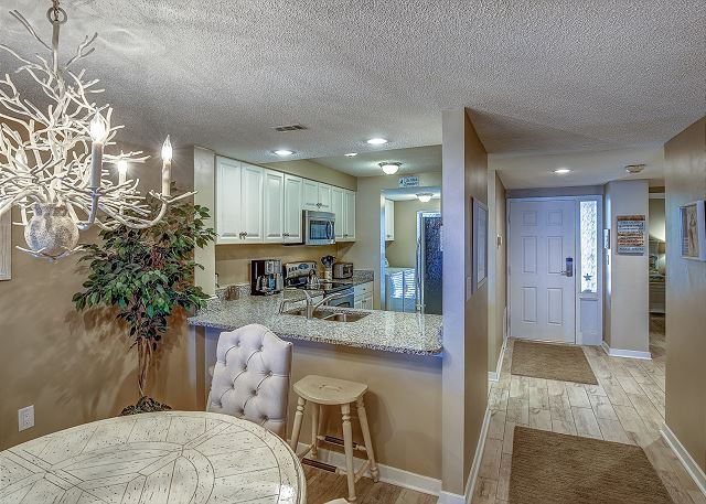 Dining/Kitchen