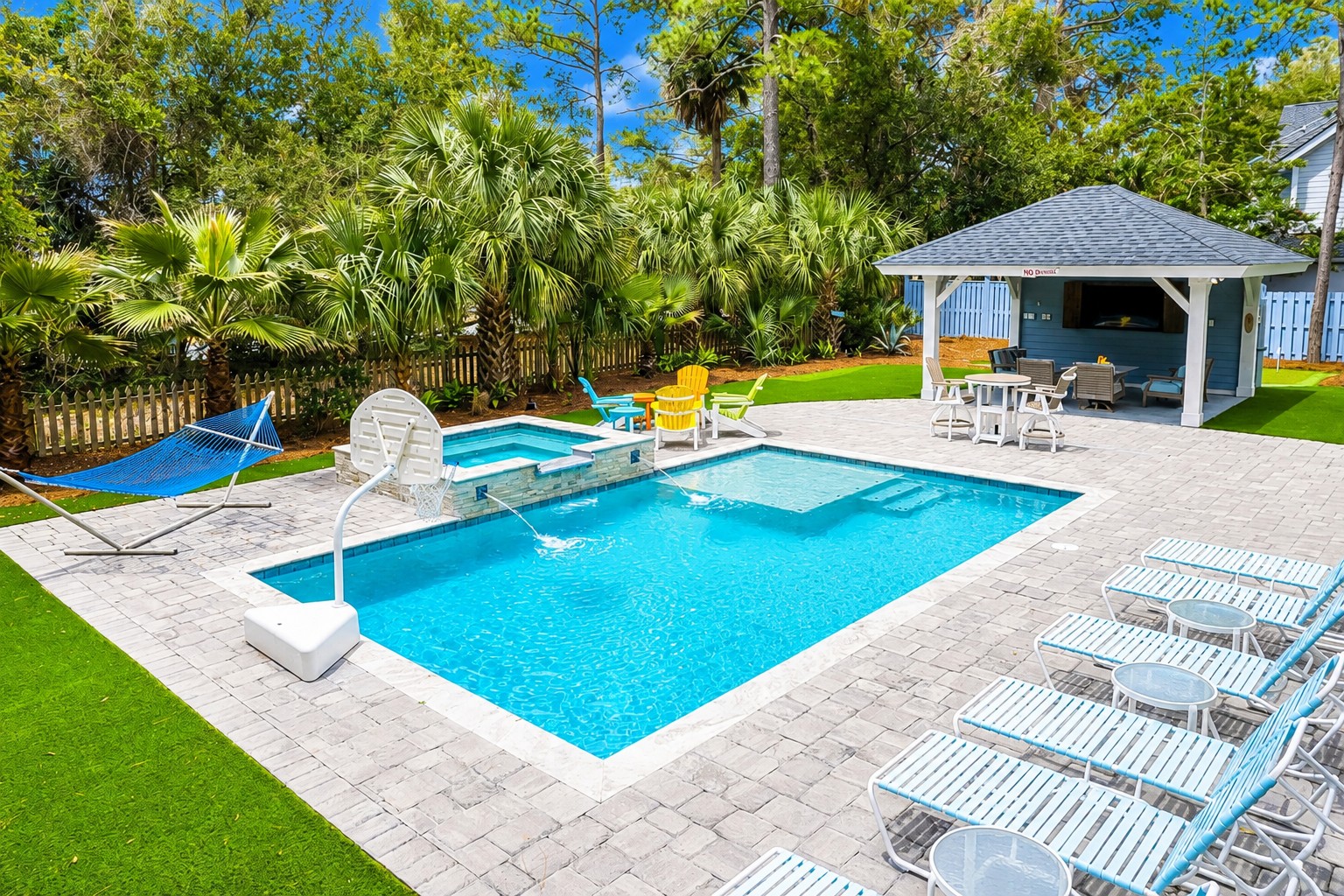 Pool area