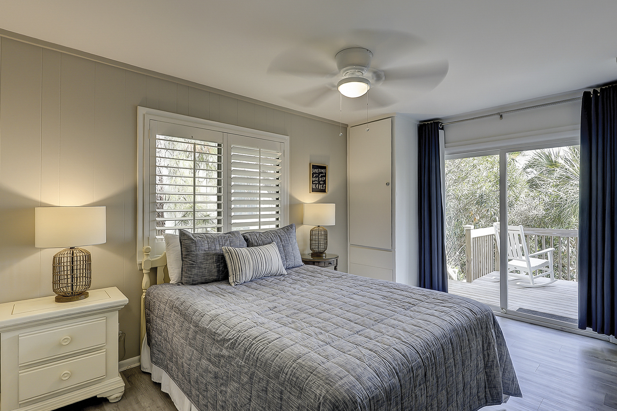 2nd Floor Queen Suite