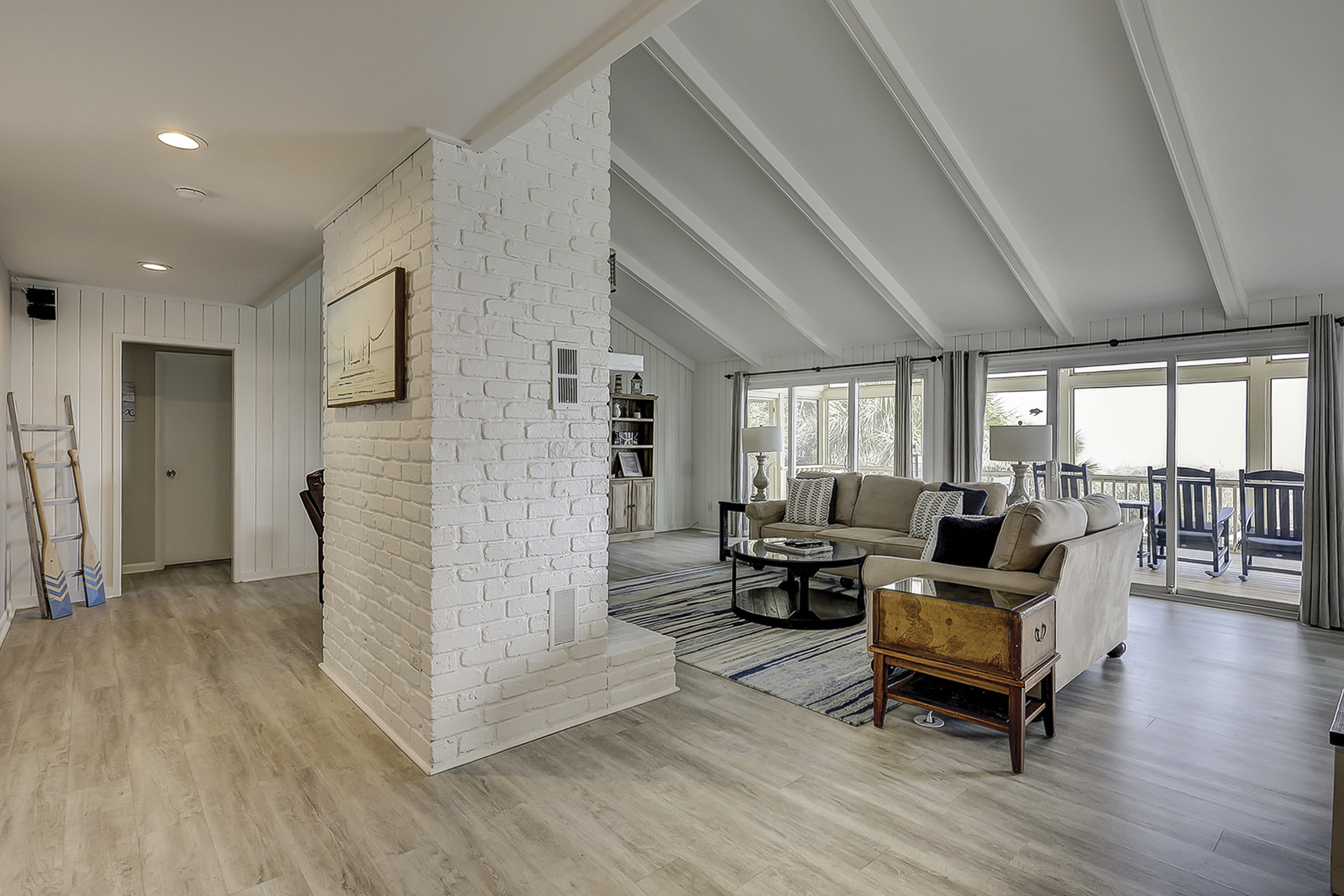 2nd Floor Main Living Area