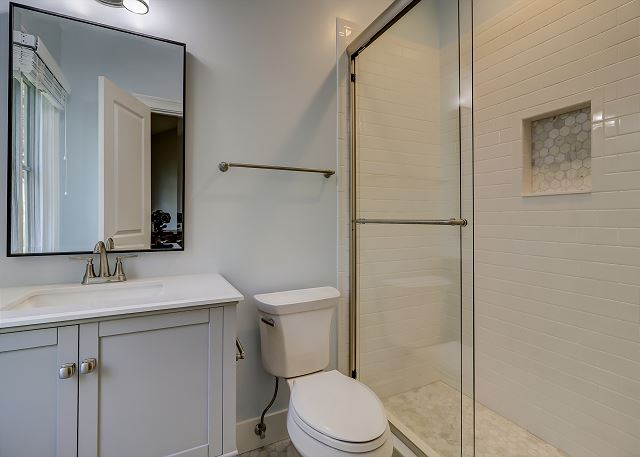 2nd Level Twin Bath