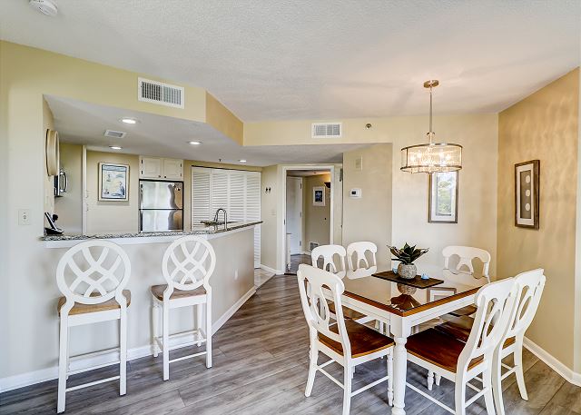 Dining/Kitchen