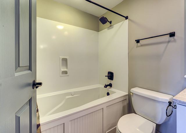 Full Hall Bathroom