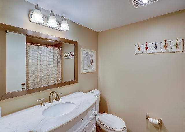 Hall Full Bathroom