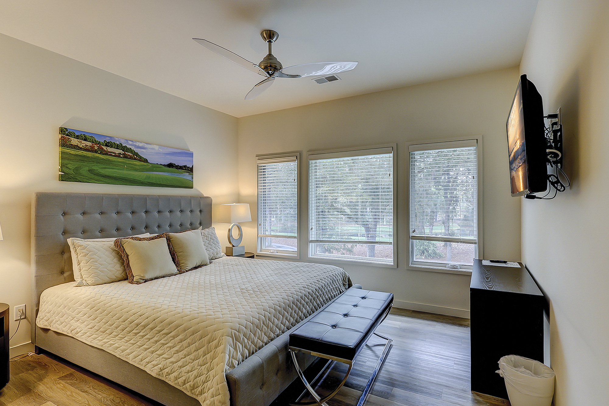 2nd Floor King Suite