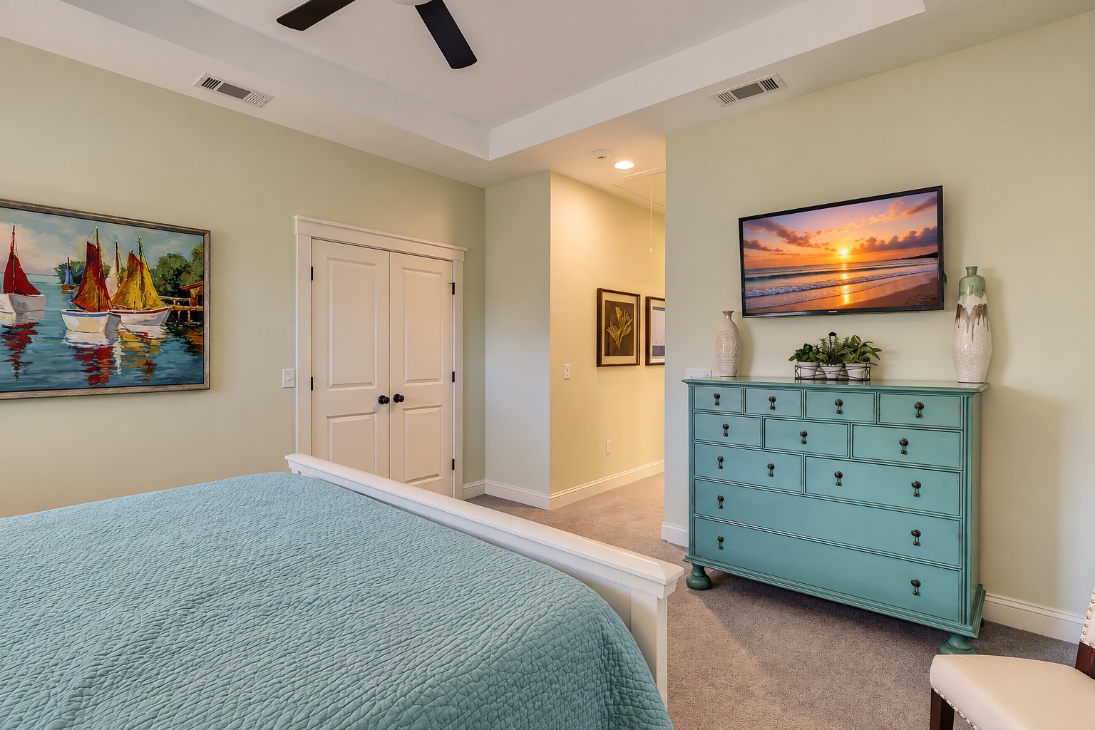 2nd Floor - King Suite