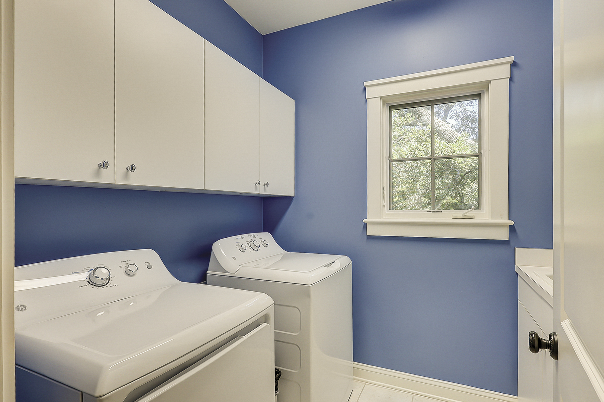 2nd Floor Laundry 