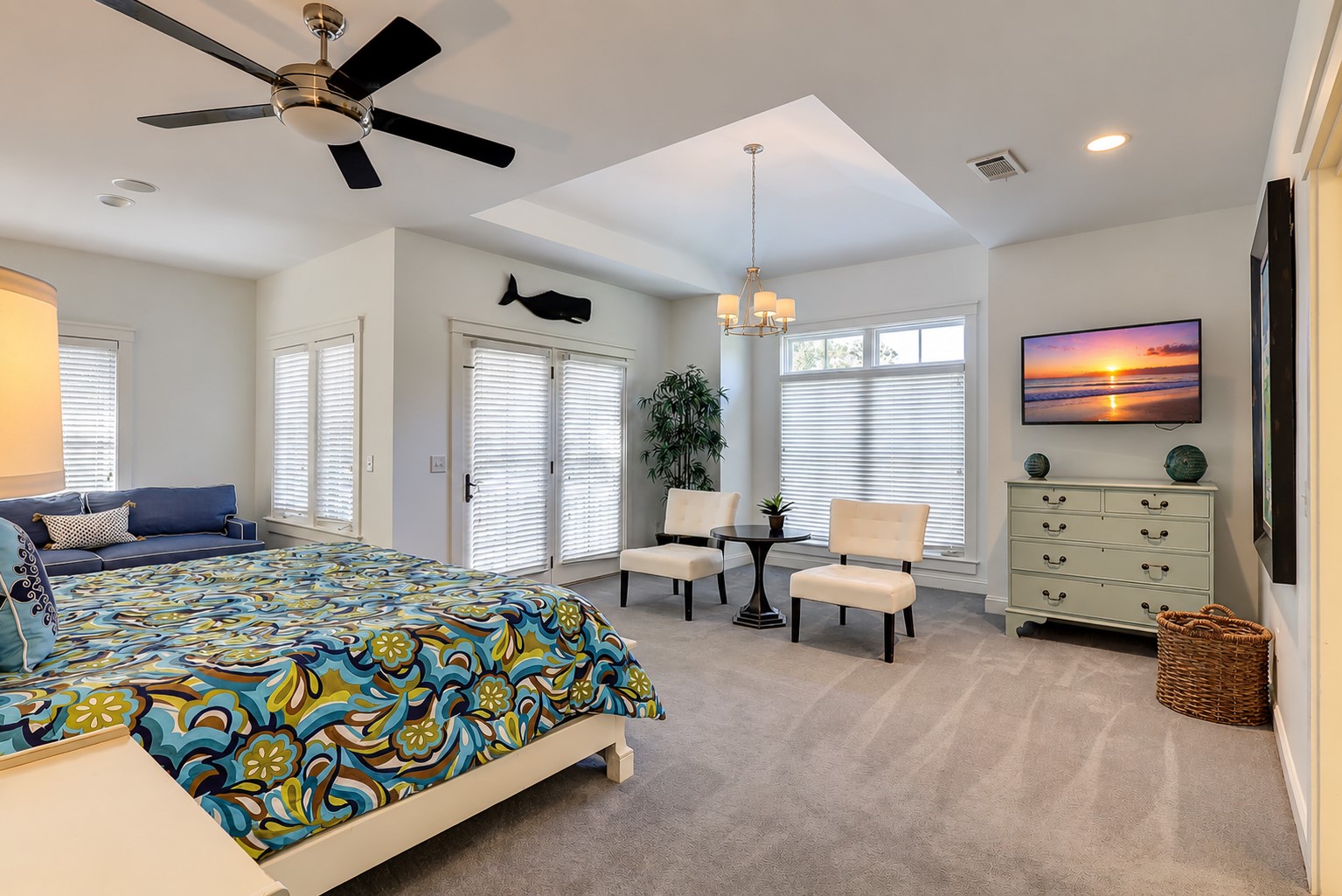 2nd Floor - King Master Suite