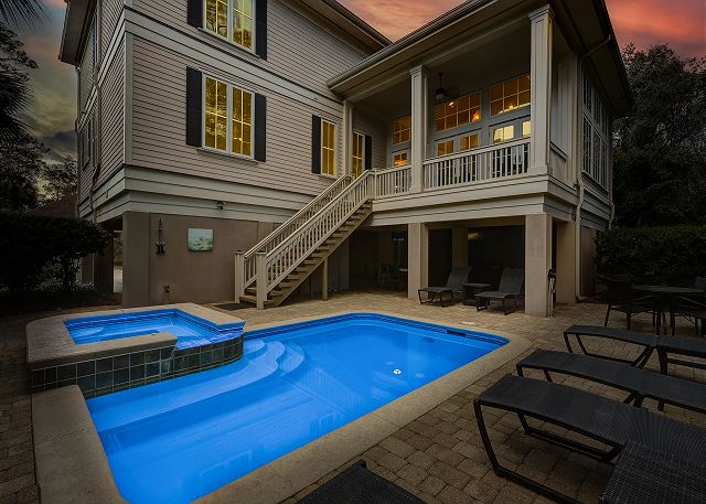 3 Bayberry Ln