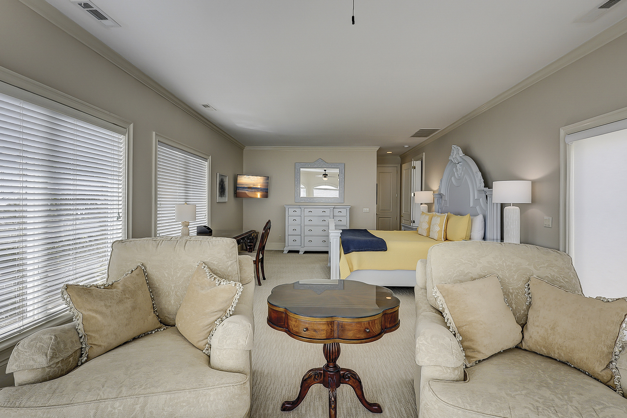 2nd Floor King Suite