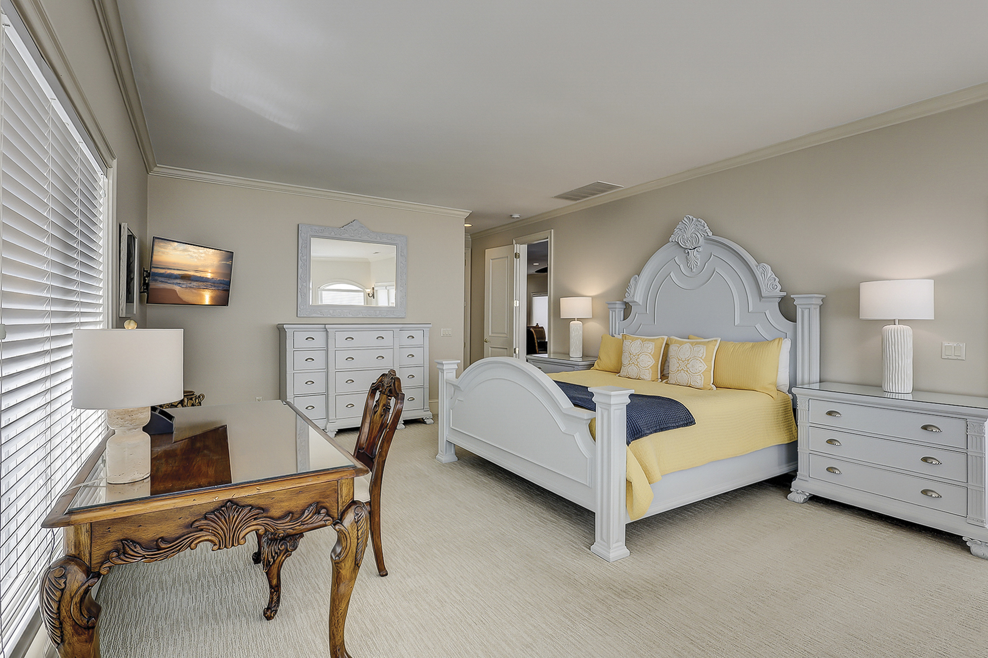 2nd Floor King Suite