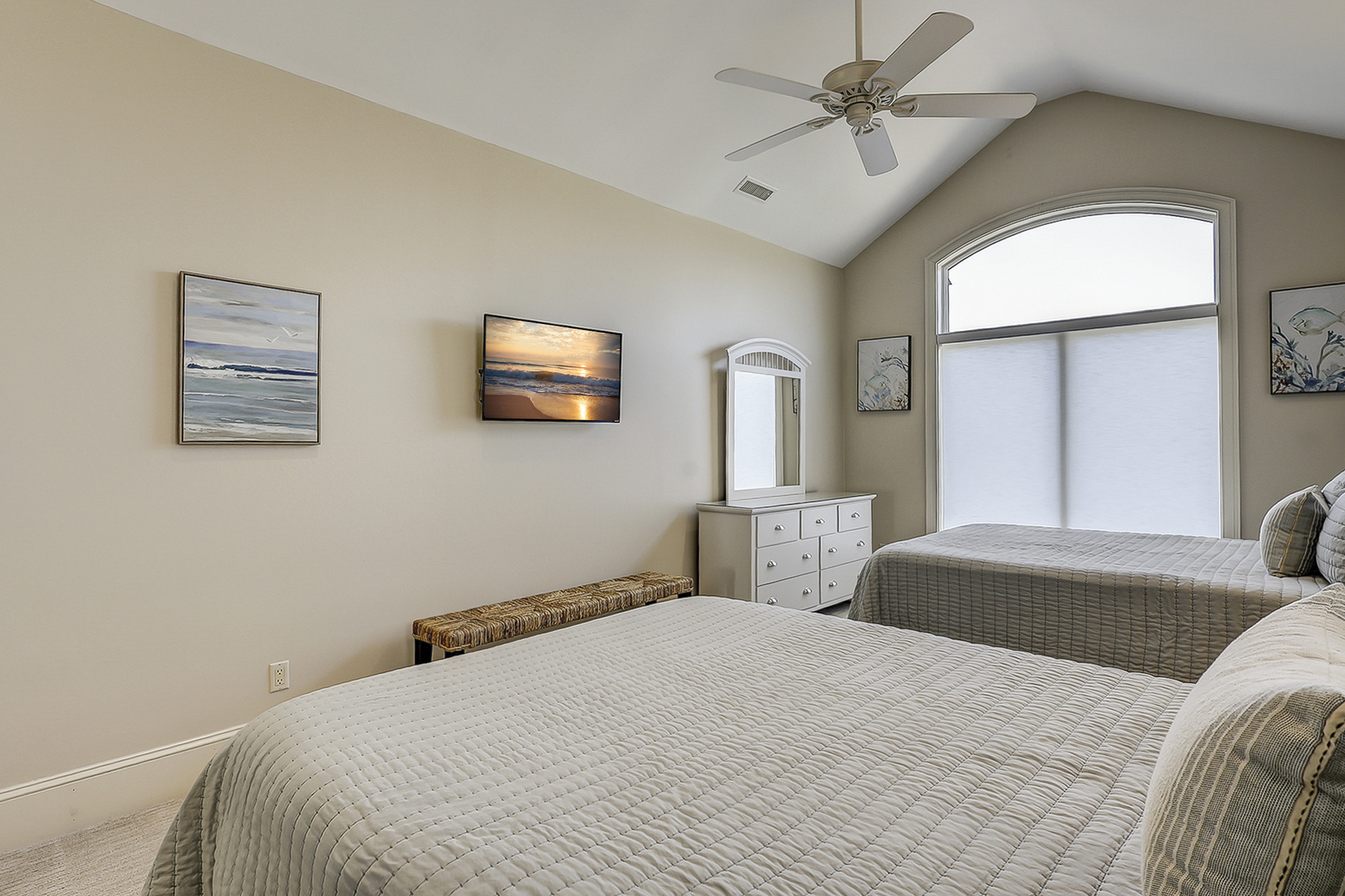 2nd Floor Guest Suite