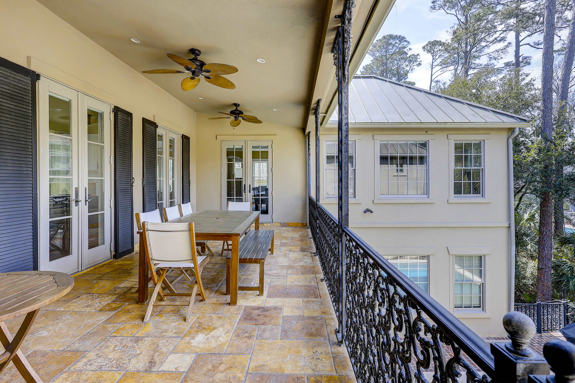 7 Armada - The Vacation Company