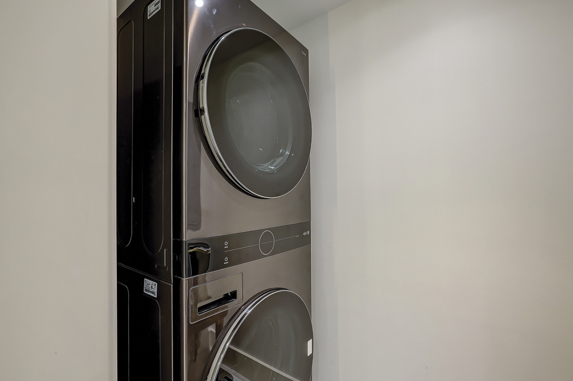 King Suite Private Laundry