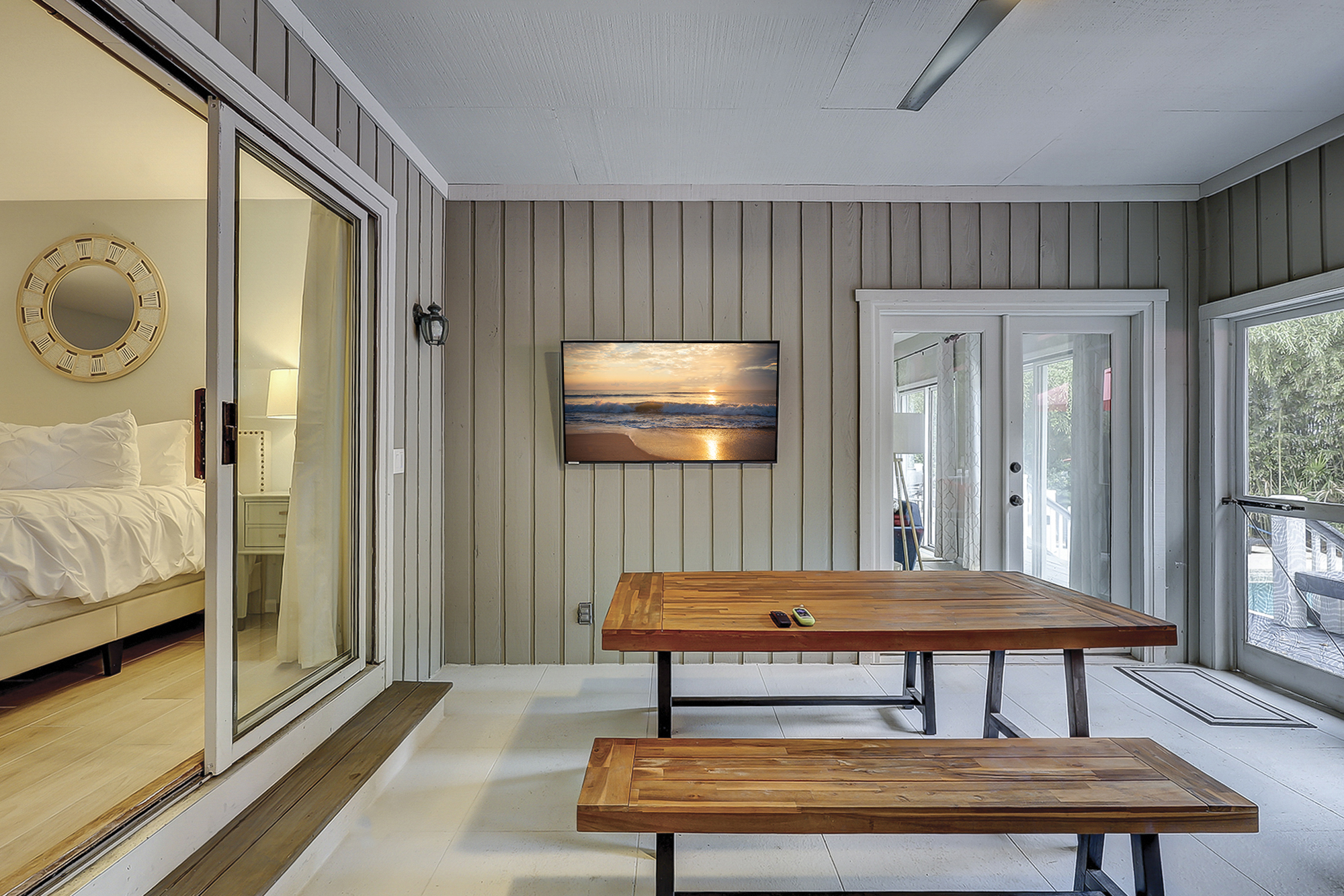 Screened Porch off King Suite