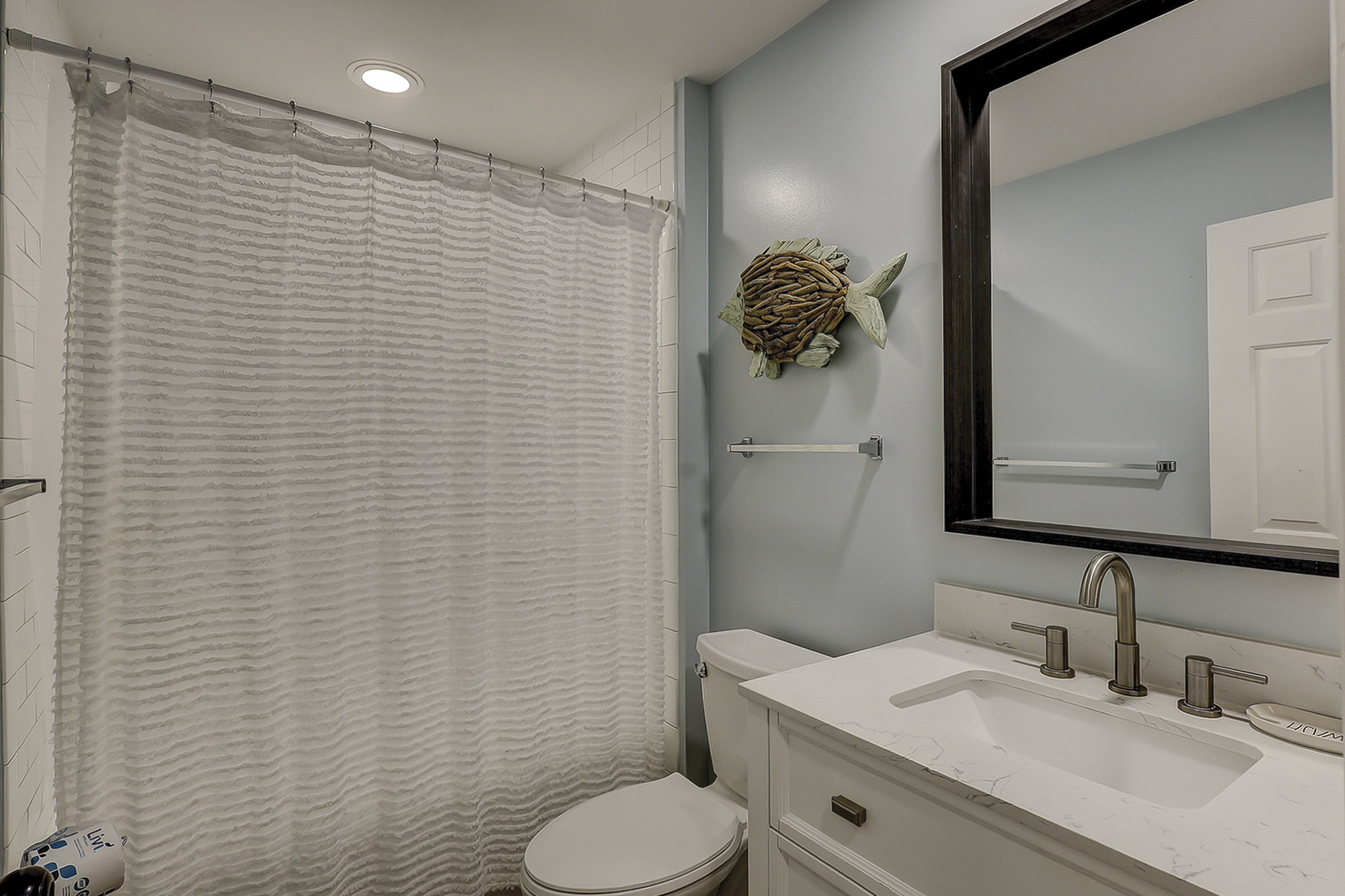 1st Floor Hall Full Bathroom