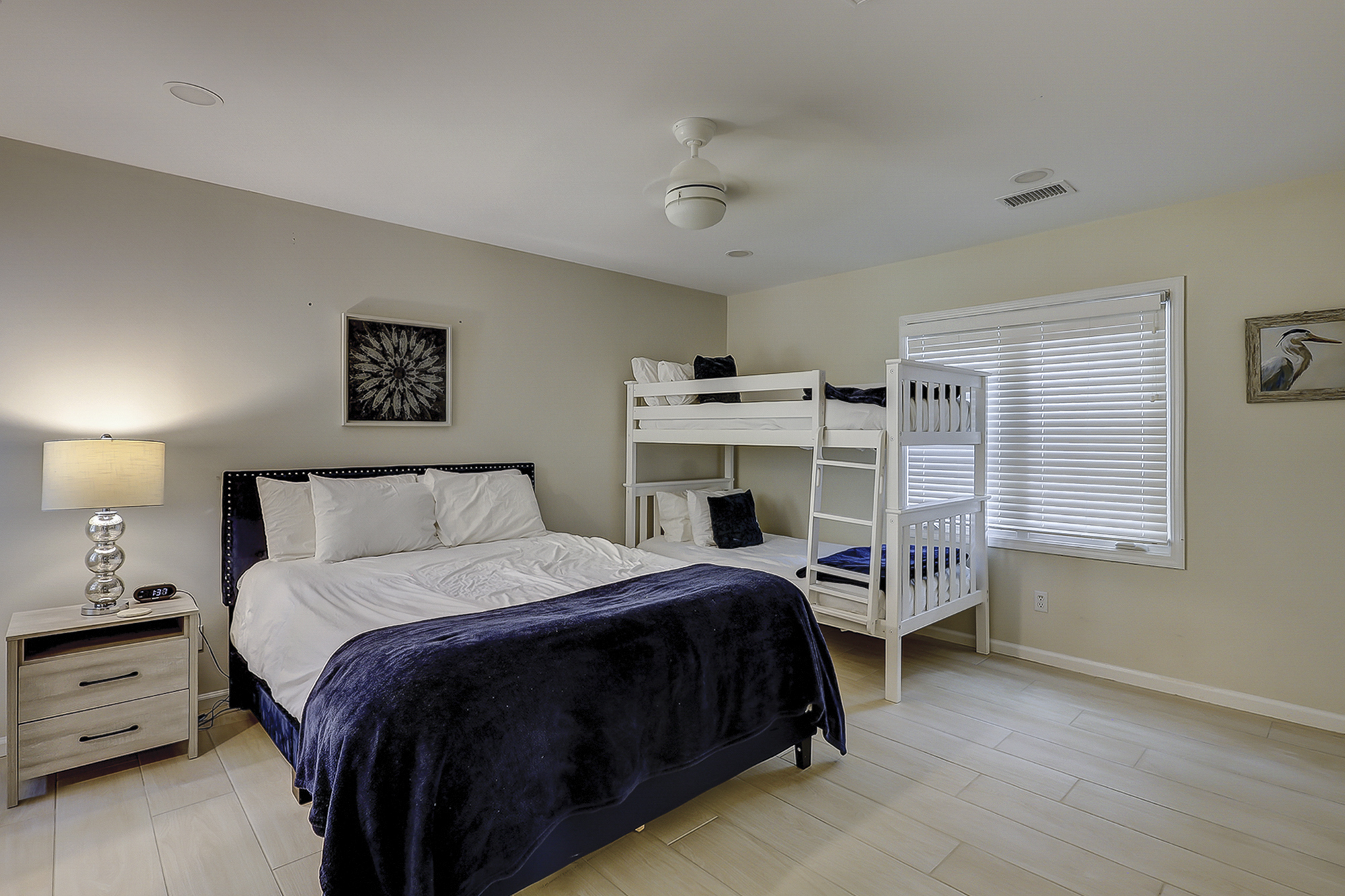 Queen with Twin over Twin Bunk Bed