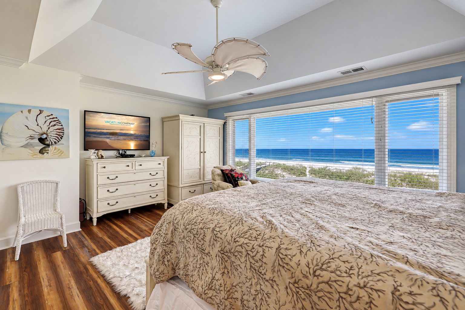 33 Sandpiper - 2nd Floor - Master King Suite