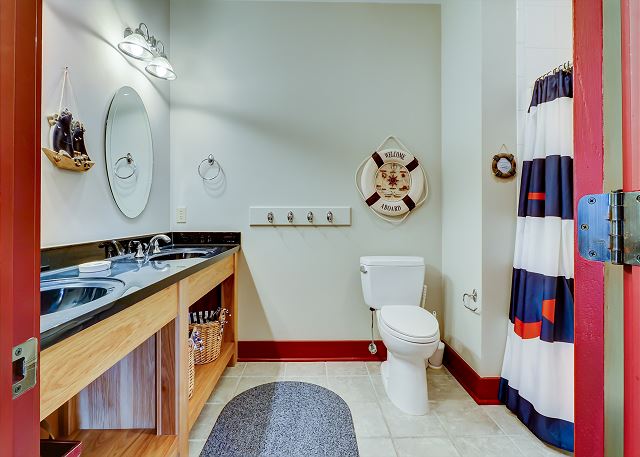 2nd Floor Bunk Suite Full Bathroom