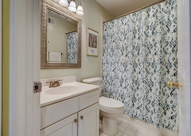 1st Floor Guest Hall Full Bathroom