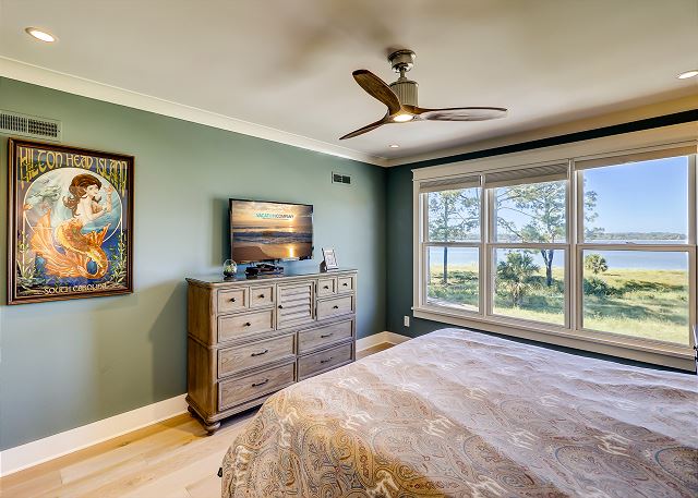 2nd Floor King Bedroom