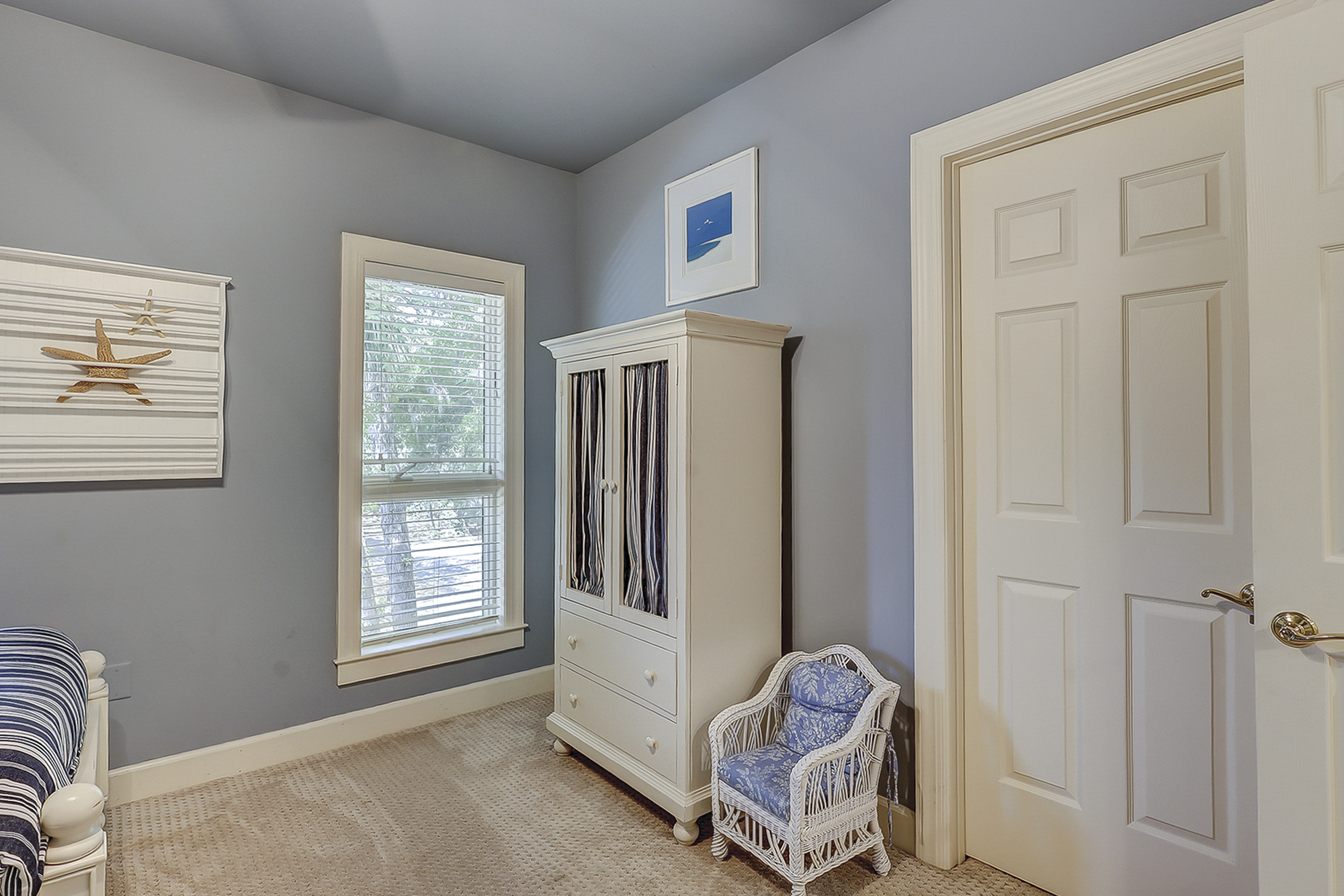 Twin Bedroom