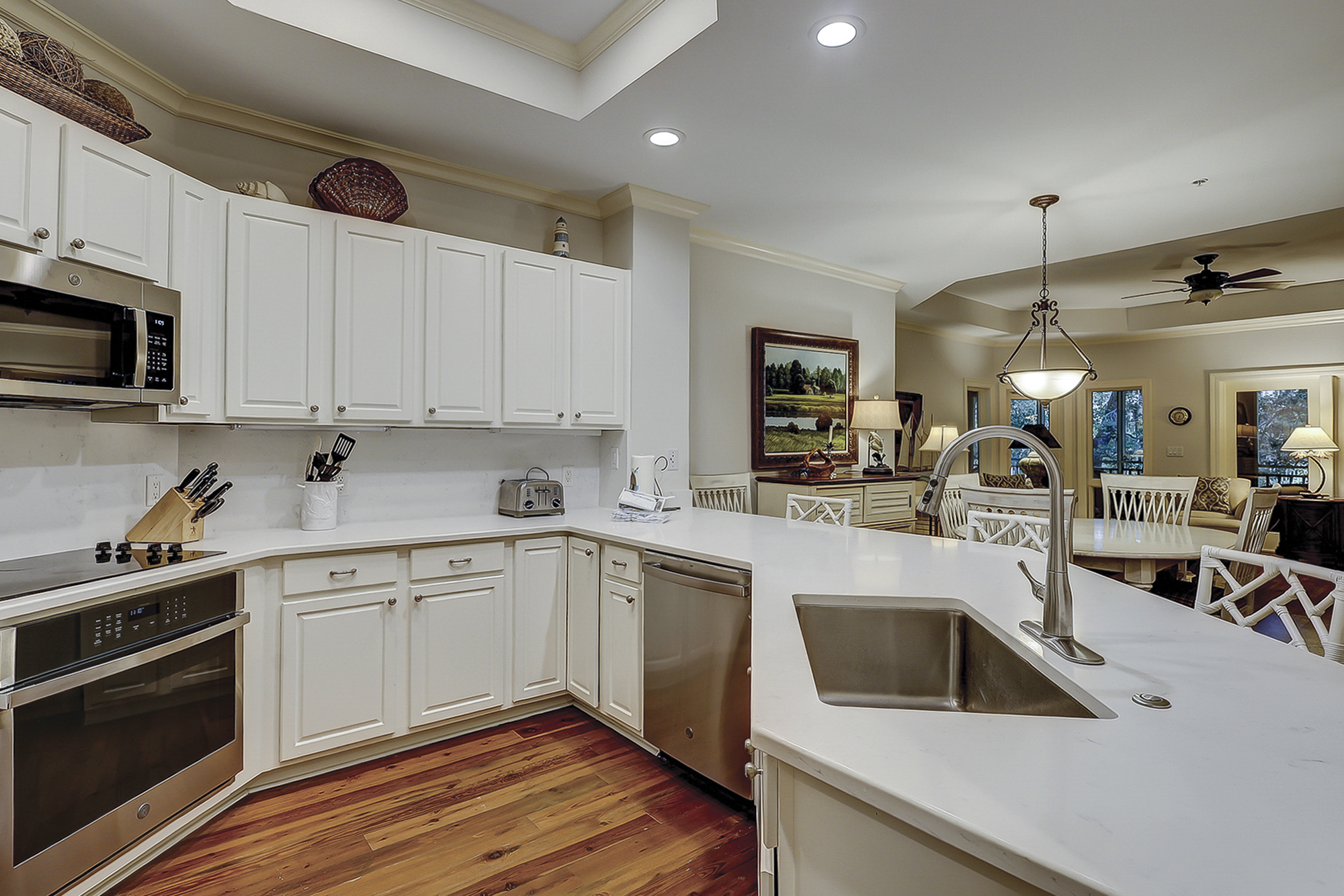 8118 Wendover Dunes - Kitchen