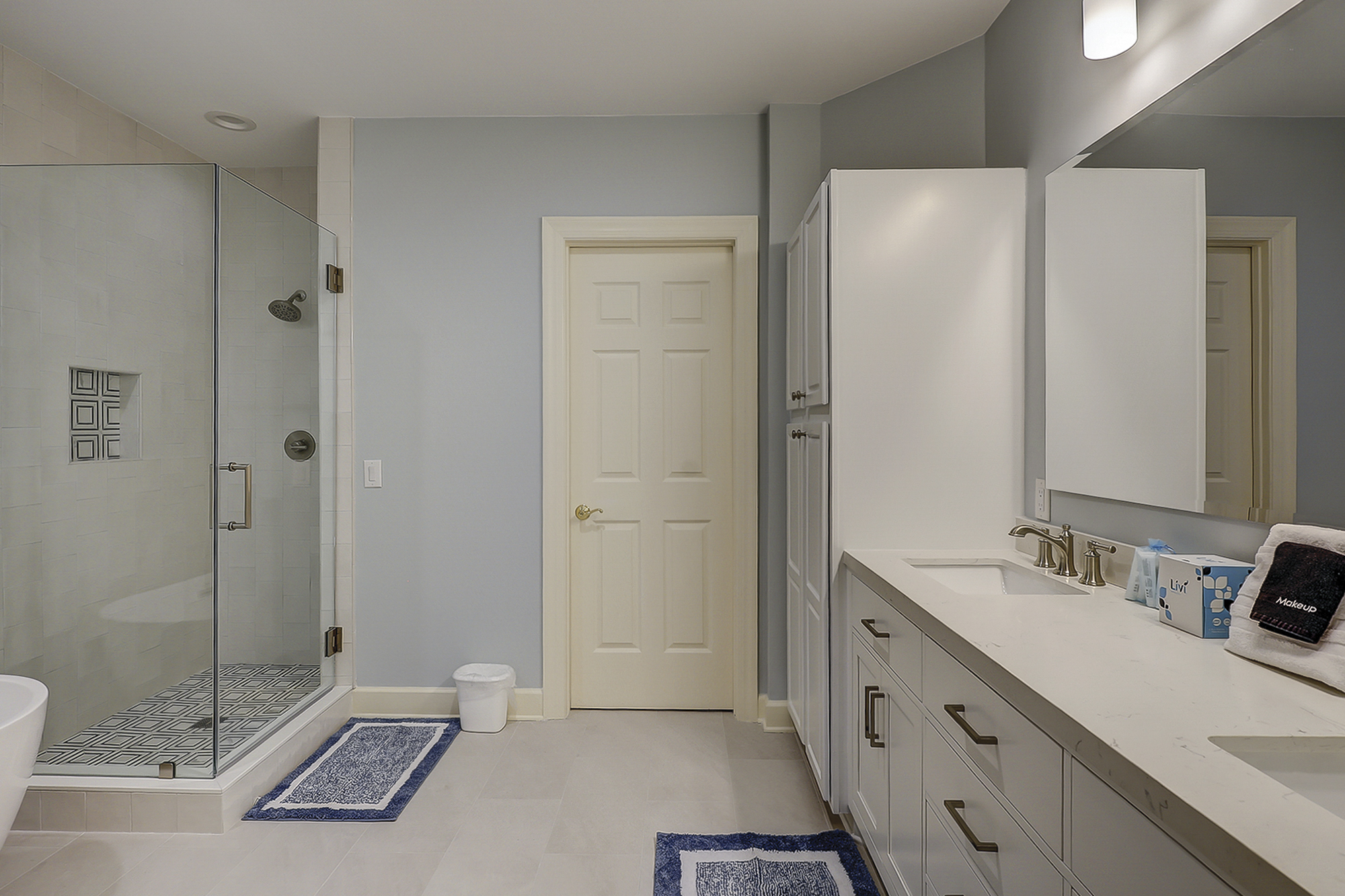 Pimrary Bathroom
