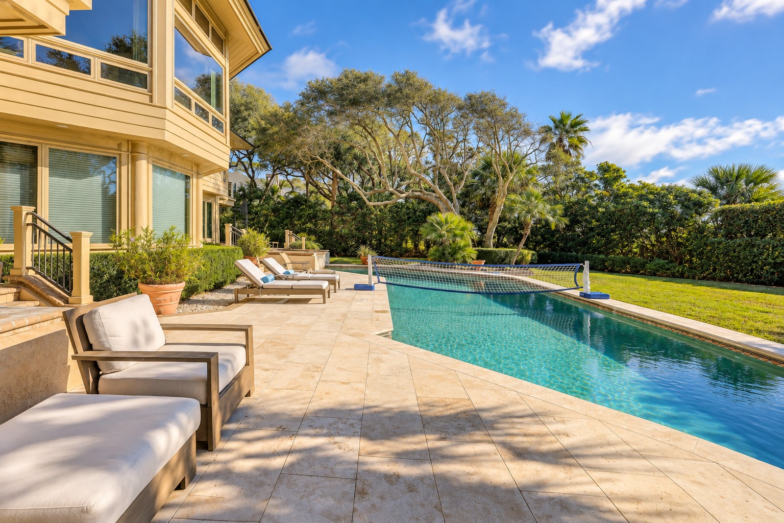47 South Beach Lagoon - Pool Area