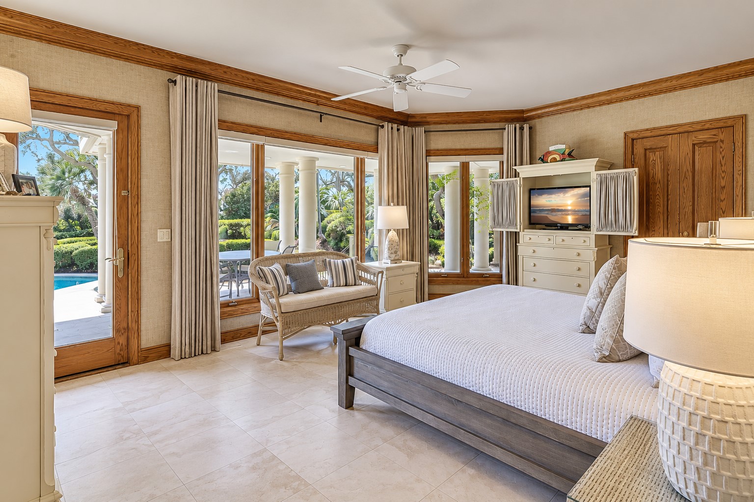 47 South Beach Lagoon - 1st Floor - King Suite