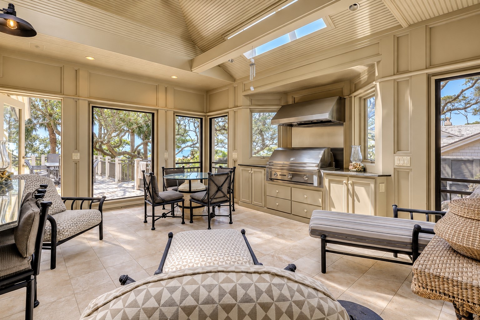 47 South Beach Lagoon - Screened Porch