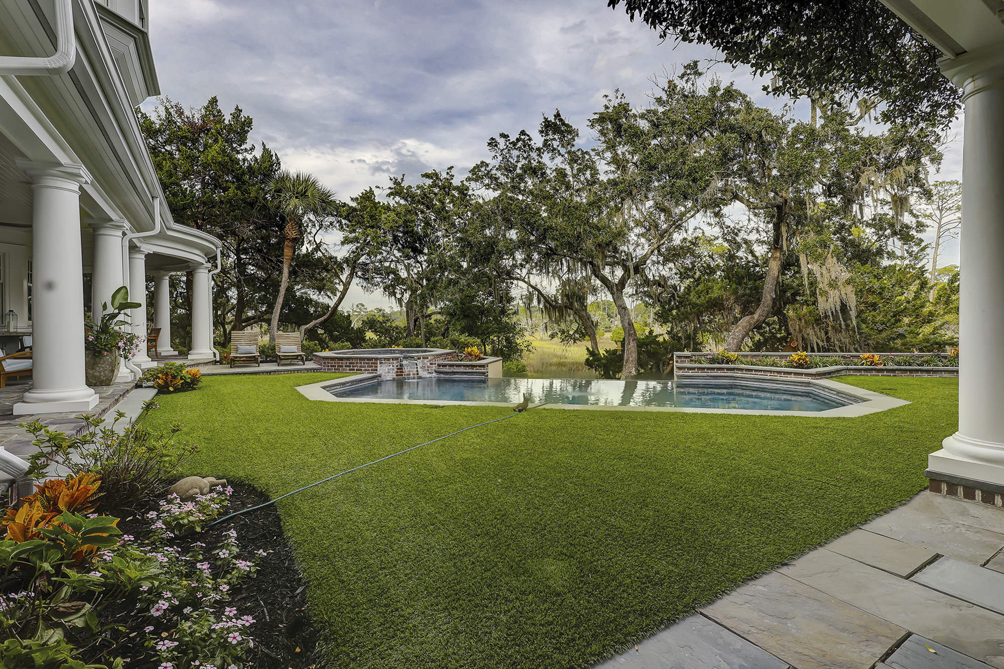 Gull Island Manor | Photo 25