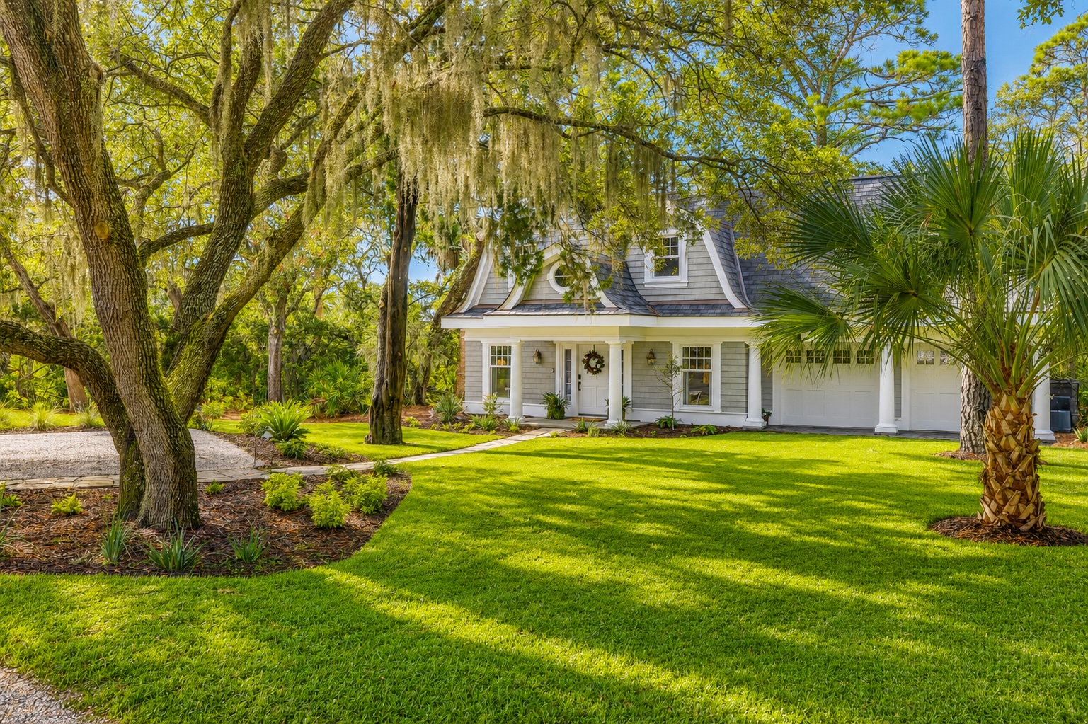 Gull Island Manor - Cottage House