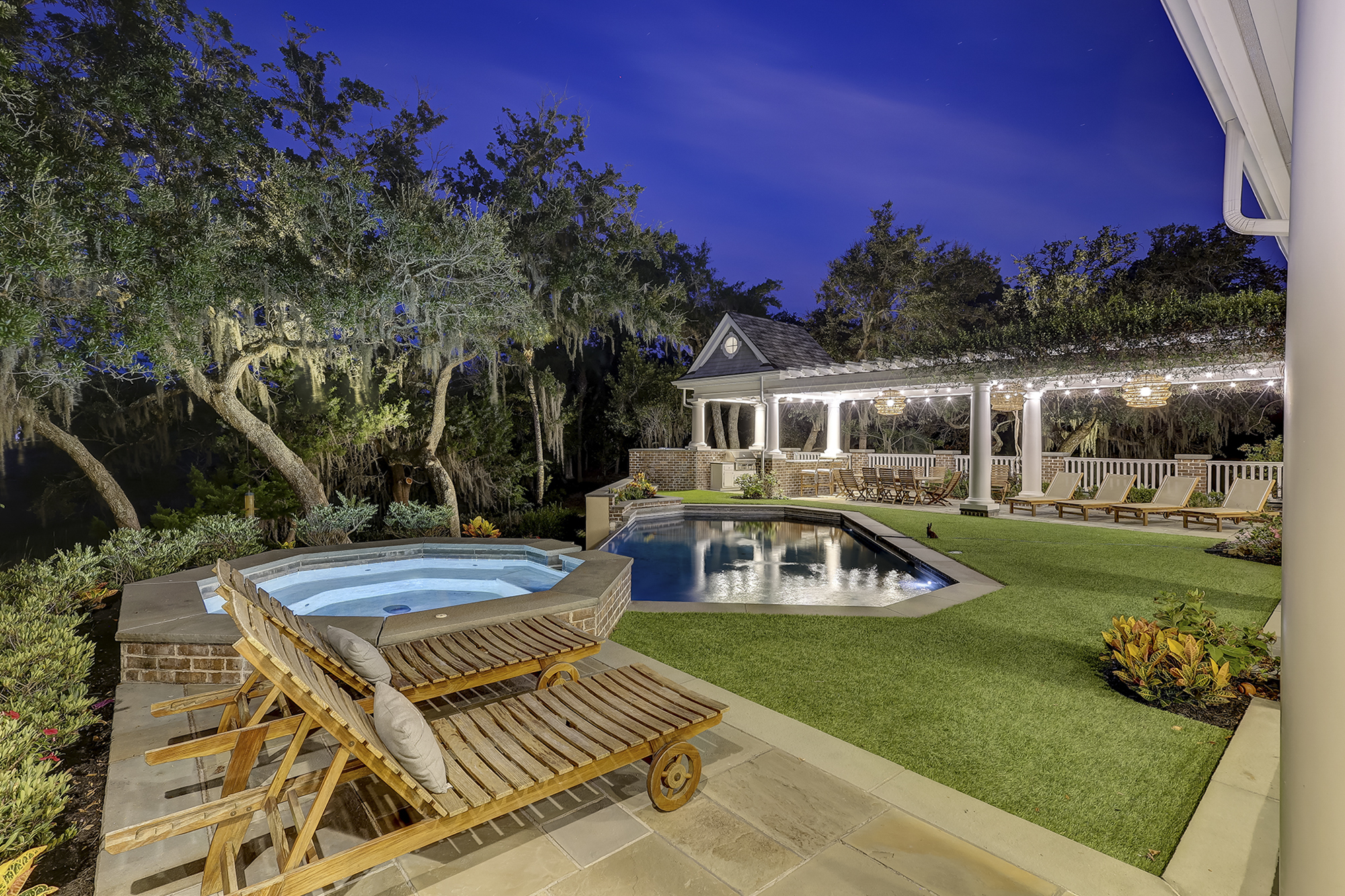 Gull Island Manor | Photo 24