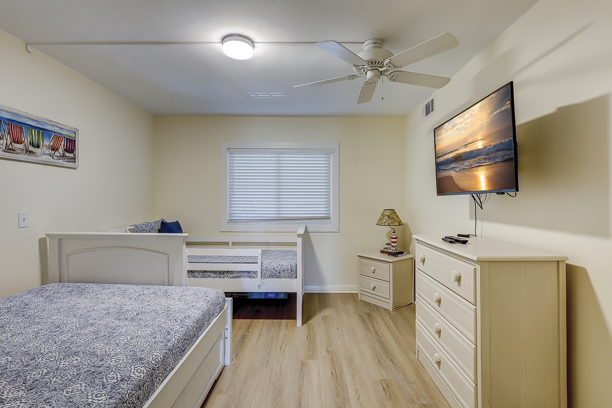 Guest Bedroom - 1 Double (and Double Trundle) and 1 Twin 