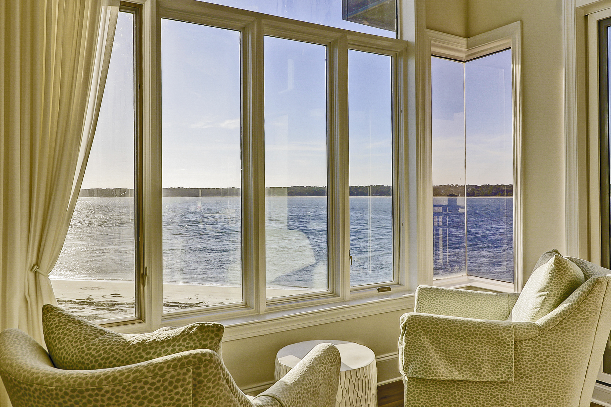 Featured Property 1934 South Beach Club