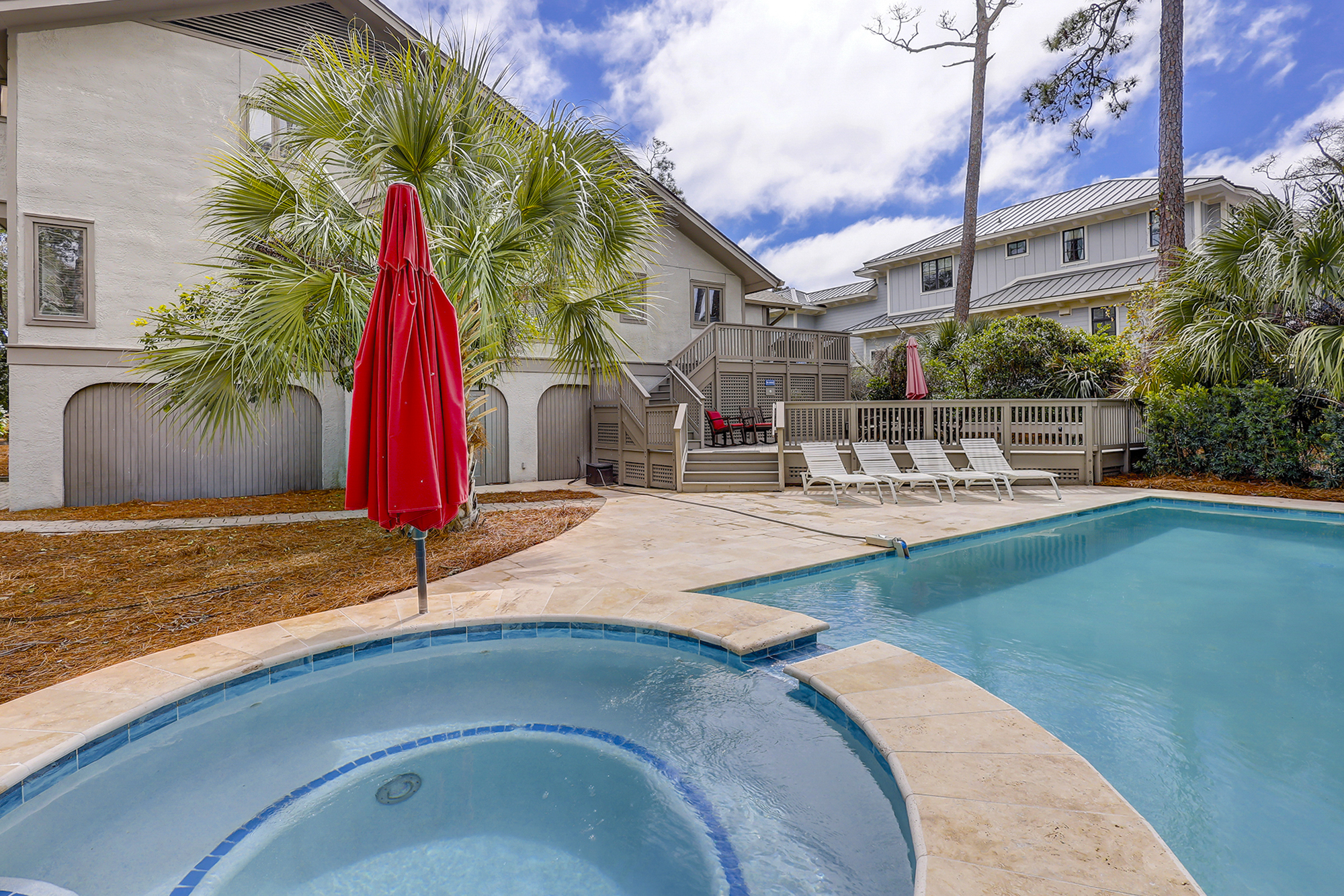 6 Dinghy Spa & Pool Area