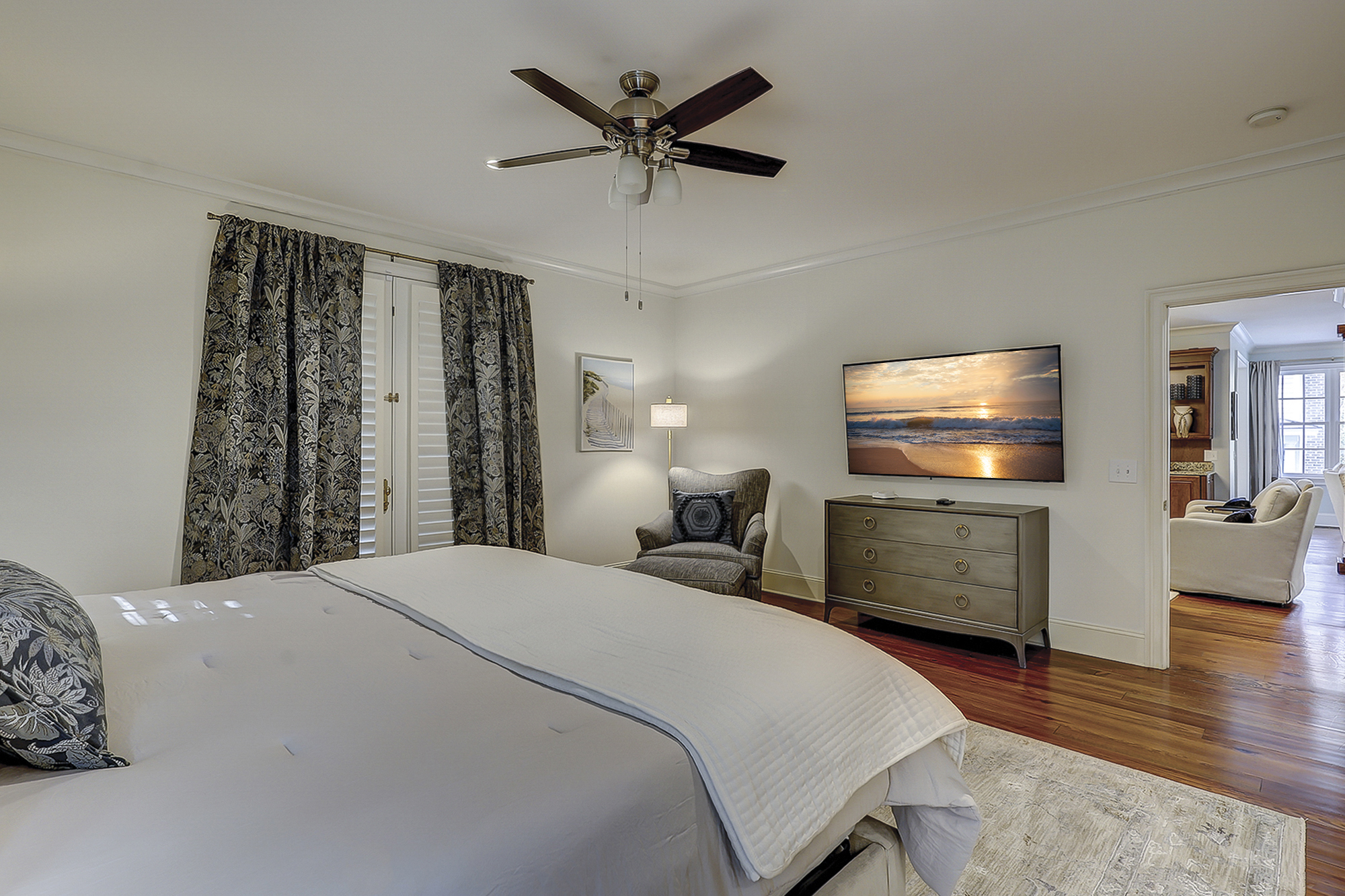 Main Floor Master Suite