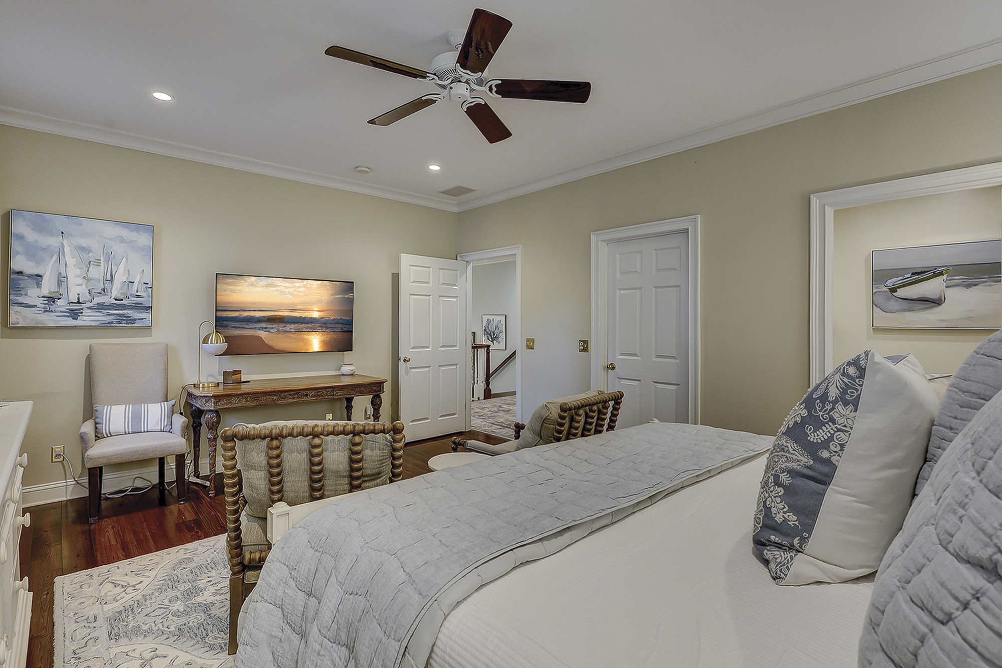 2nd Floor King Suite