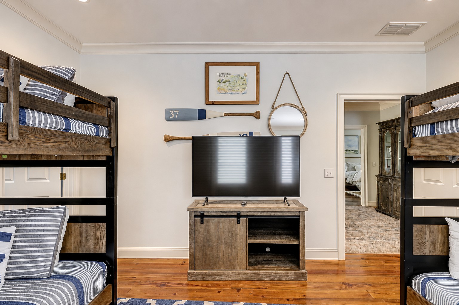 2nd Floor Guest Suite