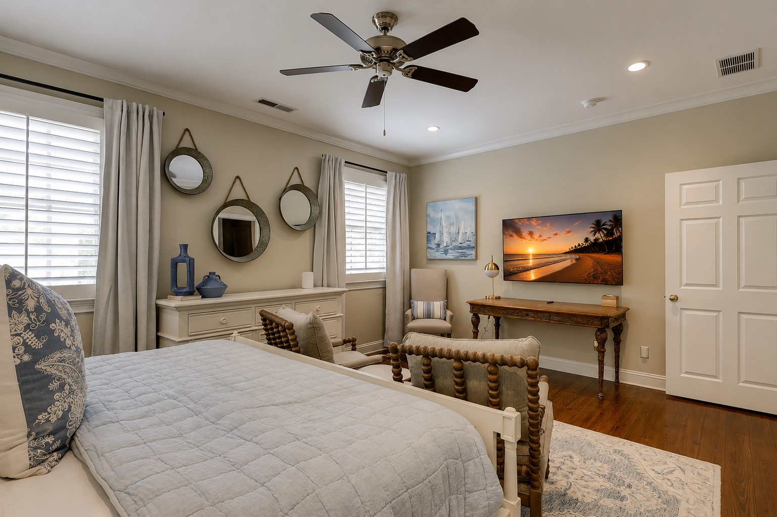 2nd Floor King Suite