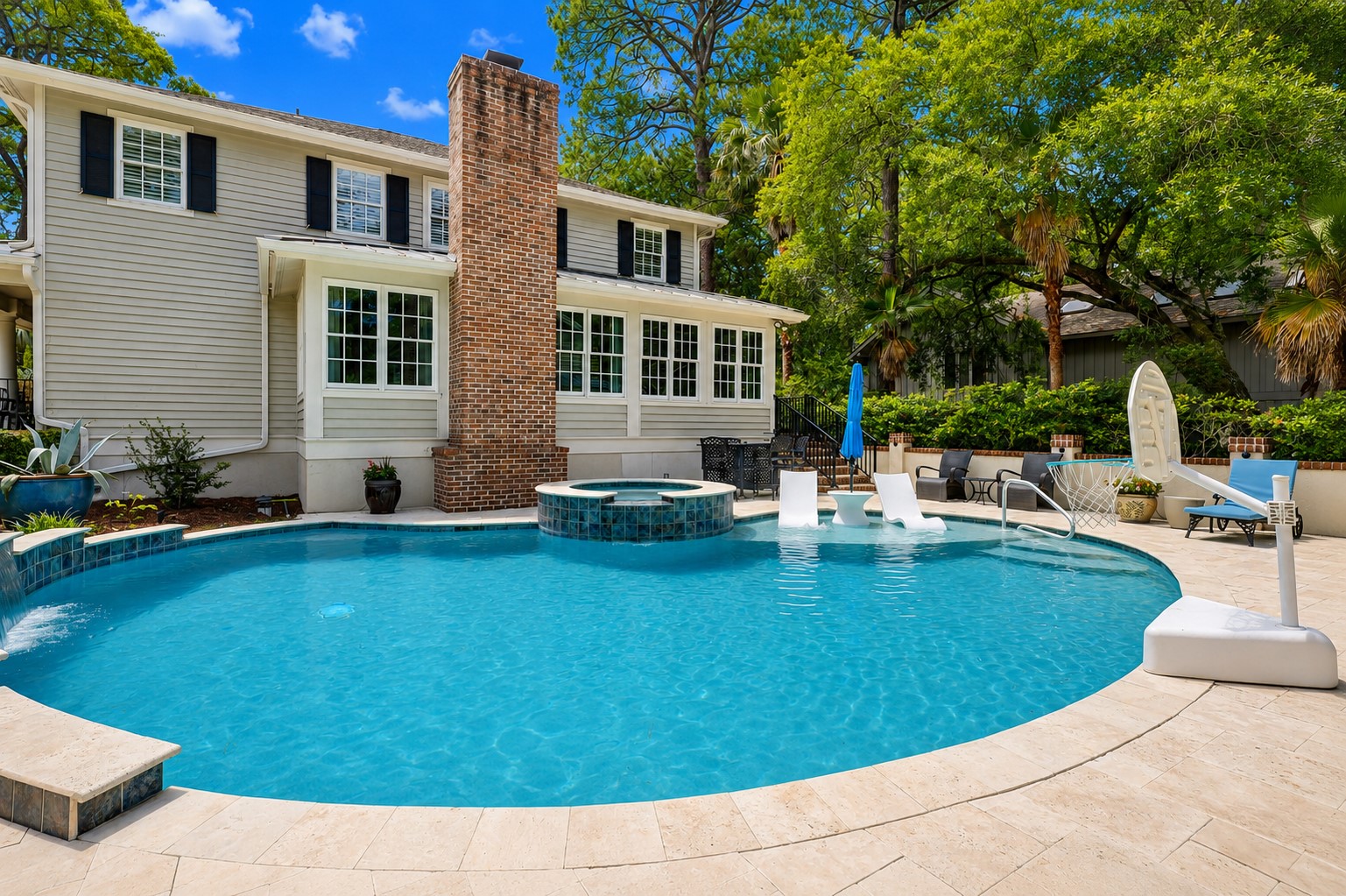 20 Canvasback Pool Area