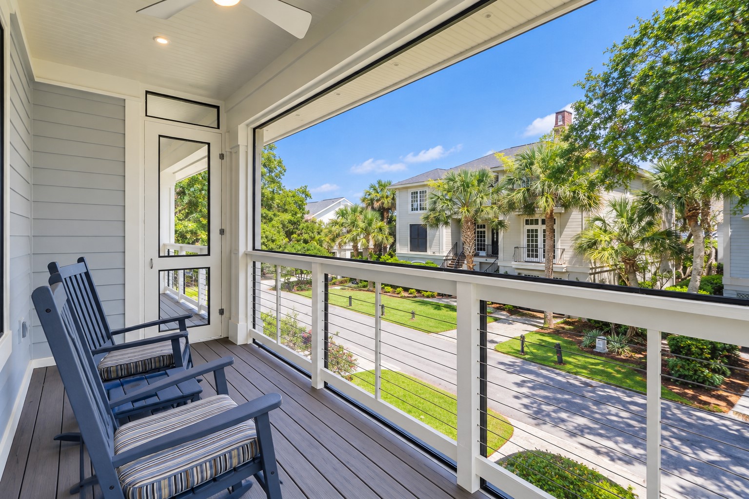 42 Dune Ln - 1st Floor Small Screened Porch