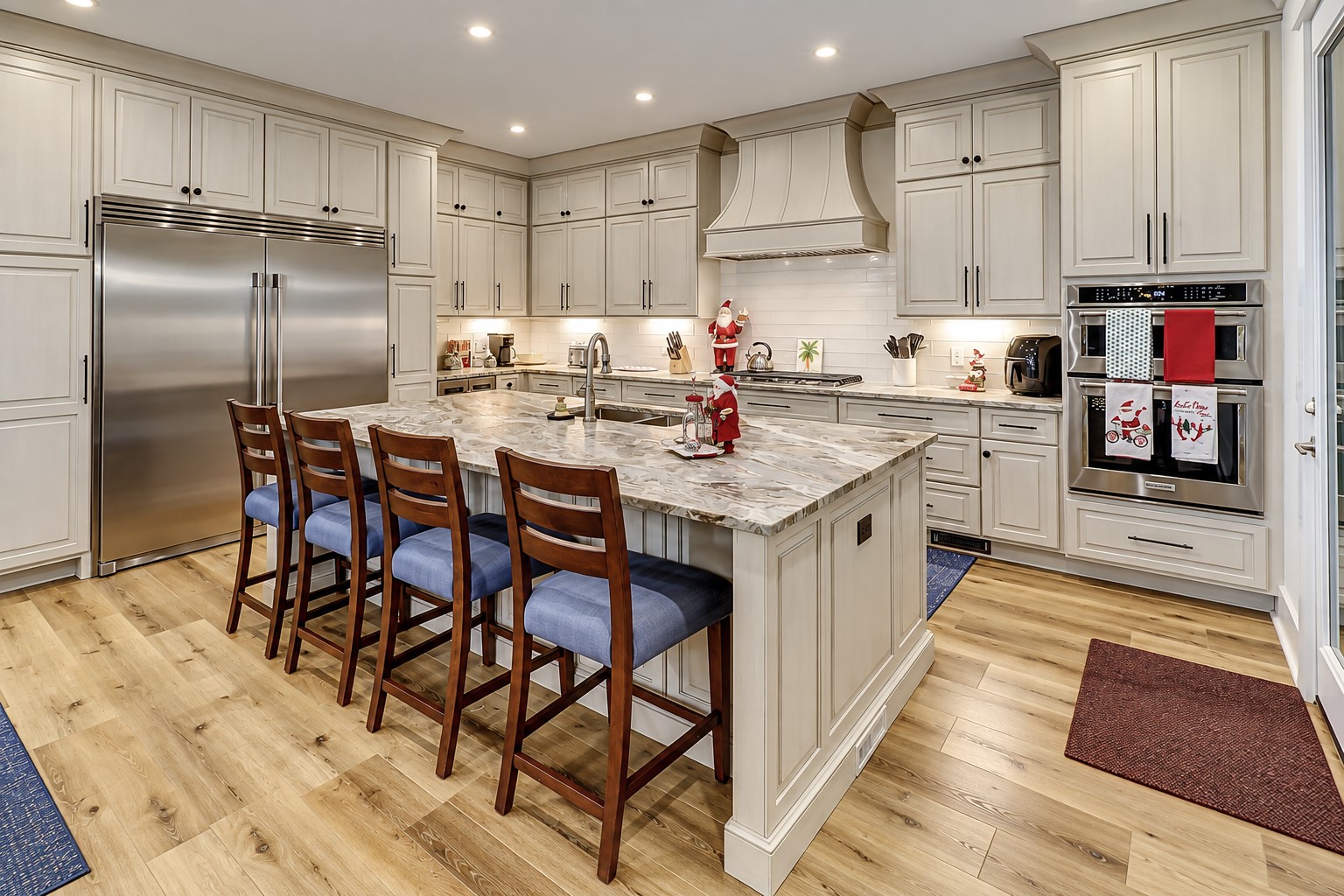 42 Dune Ln - Kitchen