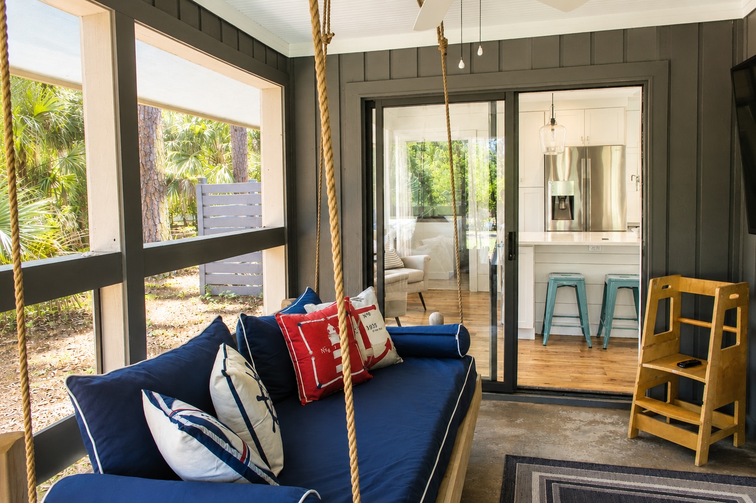74 Gloucester - The Vacation Company