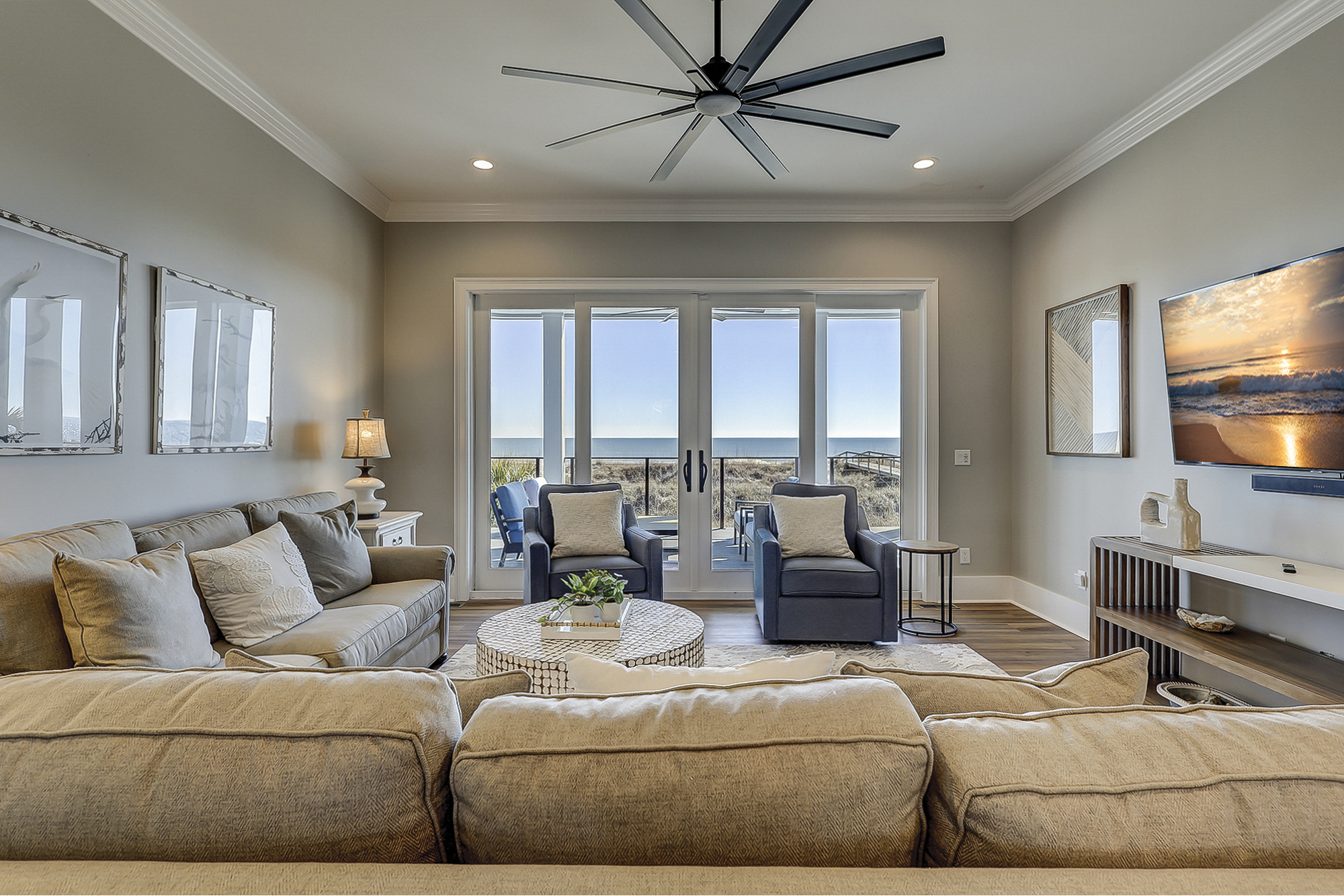 2nd Floor Living Area