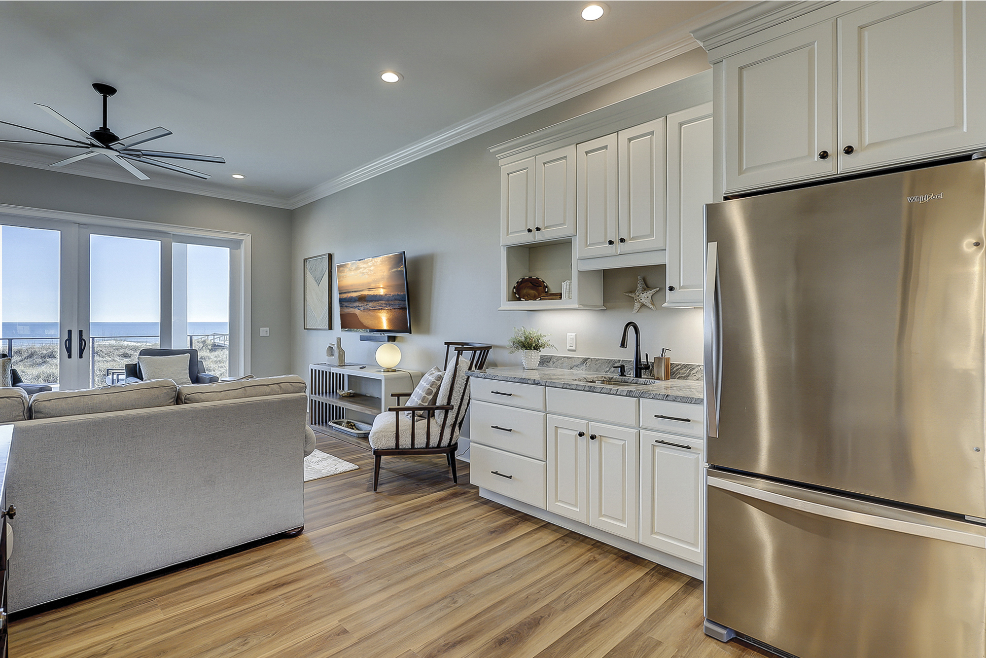 2nd Floor Living Area