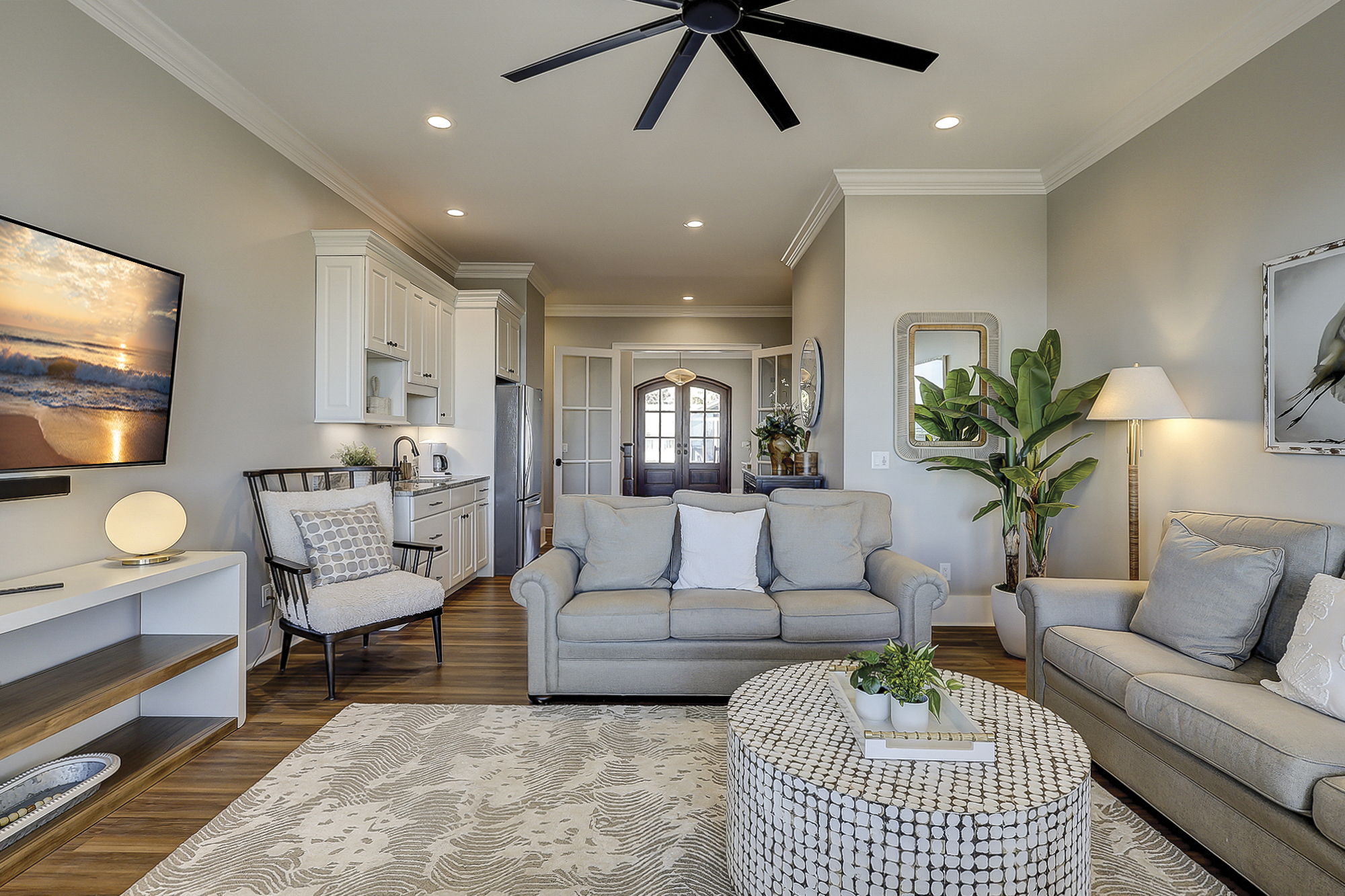 1st Floor Living Area