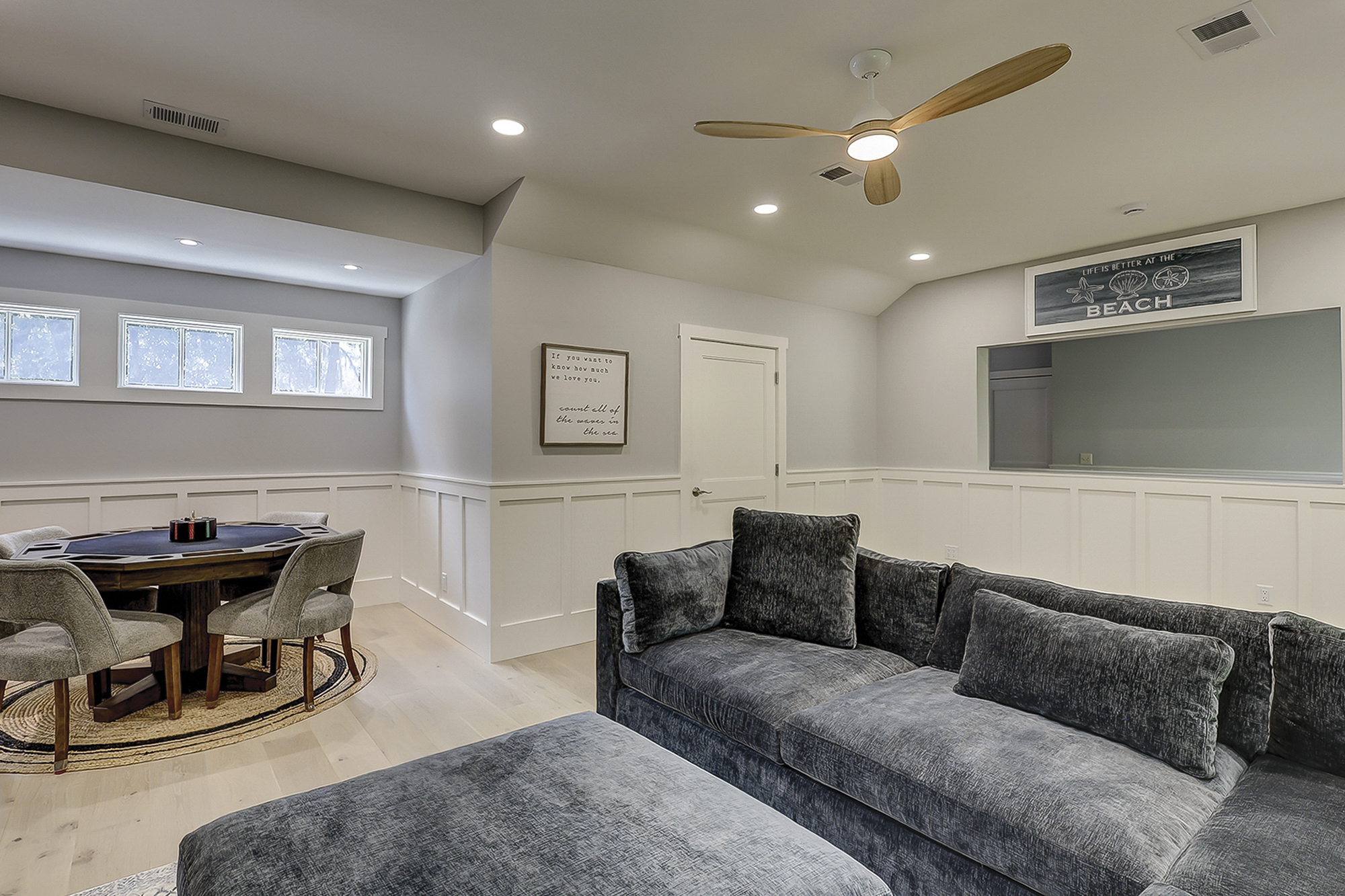 Upstairs Living Area
