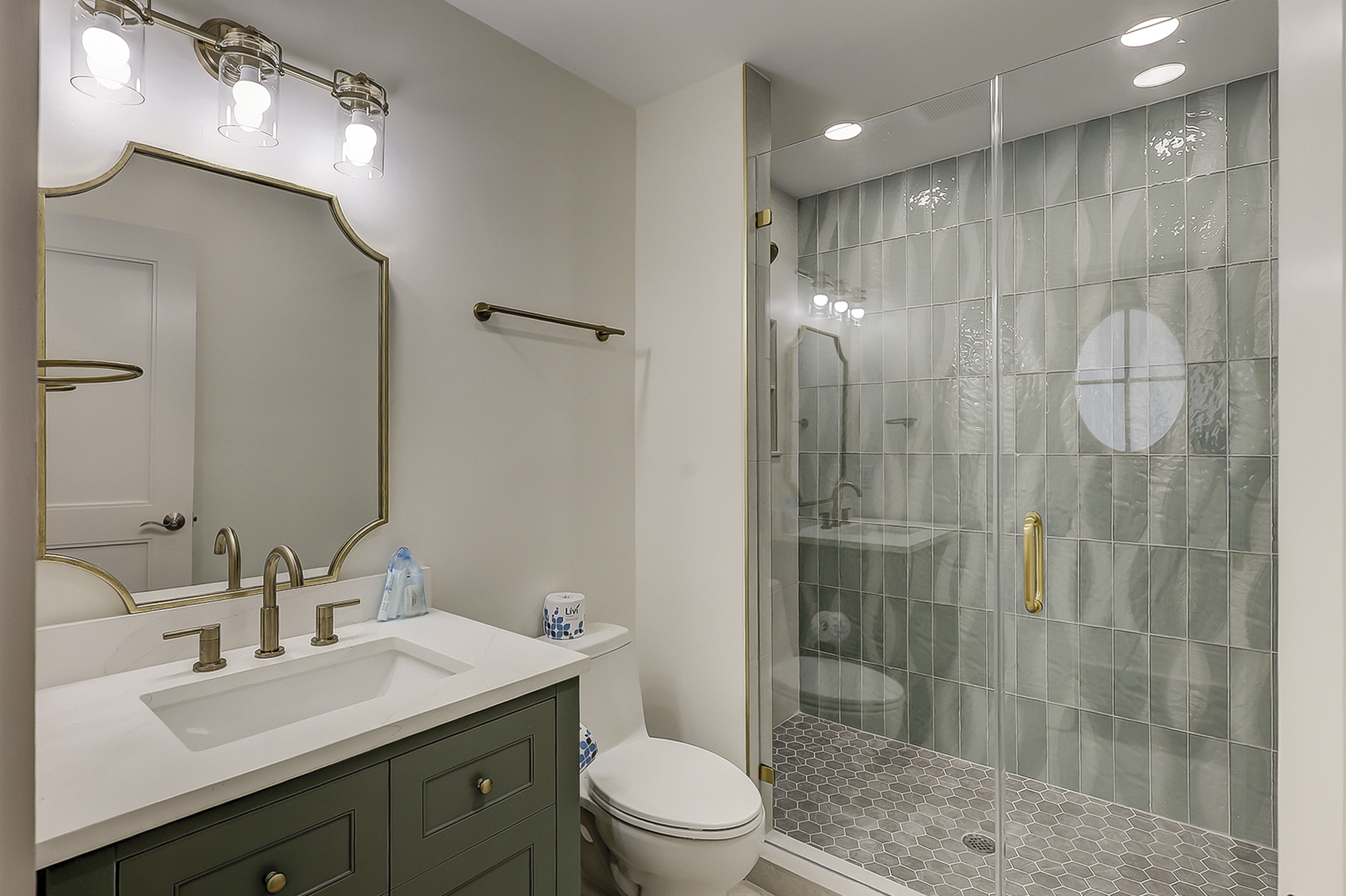 1st Floor Guest Bathroom